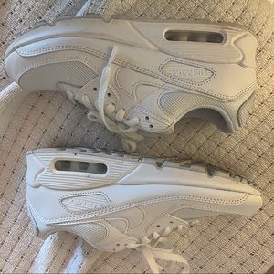 Womens Nike Air Max 90s (size 8.5)